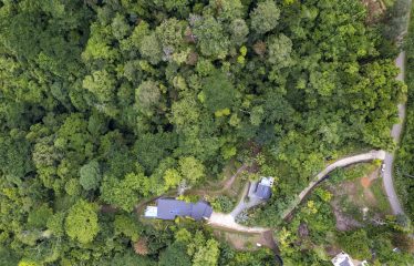 LUXURY OCEAN VIEW HOME WITH GUEST CASITA AND ROOM TO EXPAND – 16.14 ACRES