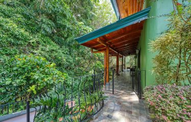 HOME  AND APARTMENT WITH AMAZING OCEAN VIEWS IN ESCALERAS – 1.47 ACRES
