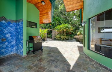 HOME  AND APARTMENT WITH AMAZING OCEAN VIEWS IN ESCALERAS – 1.47 ACRES