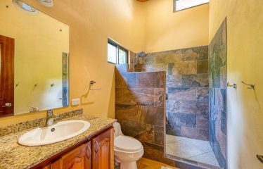 HOME  AND APARTMENT WITH AMAZING OCEAN VIEWS IN ESCALERAS – 1.47 ACRES