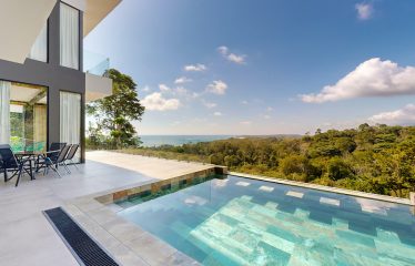 LUXURY OCEAN VIEW 4 BEDROOM HOME IN UVITA