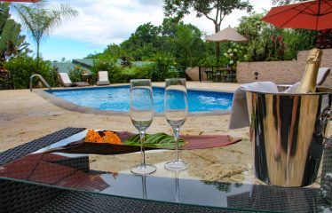 HOME ,LAND, DINNING AREA AND EXTRA LAND TO BUILD