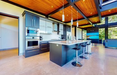 OCEAN AND MOUNTAIN VIEWS HOME IN GATED COMMUNITY – 2.44 ACRES