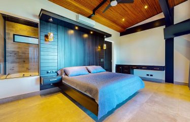 OCEAN AND MOUNTAIN VIEWS HOME IN GATED COMMUNITY – 2.44 ACRES