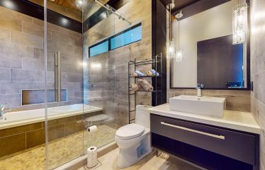 OCEAN AND MOUNTAIN VIEWS HOME IN GATED COMMUNITY – 2.44 ACRES