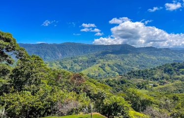 OCEAN AND MOUNTAIN VIEWS HOME IN GATED COMMUNITY – 2.44 ACRES