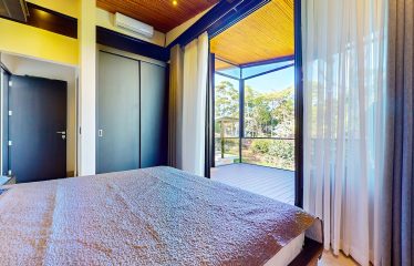 OCEAN AND MOUNTAIN VIEWS HOME IN GATED COMMUNITY – 2.44 ACRES