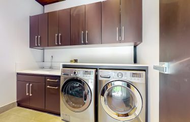 OCEAN AND MOUNTAIN VIEWS HOME IN GATED COMMUNITY – 2.44 ACRES