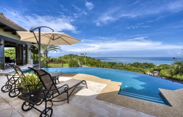 LUXURY 3 BEDROOM OCEAN VIEW PROPERTY MINUTES TO THE BEACH