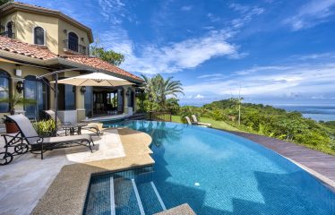 LUXURY 3 BEDROOM OCEAN VIEW PROPERTY MINUTES TO THE BEACH