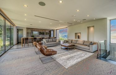 CHÁTEAU MONTAGE – LUXURY PROPERTY WITH AMAZING OCEAN AND MOUNTAIN VIEWS,HOUSE AND GUEST HOUSE – 4.07 ACRES