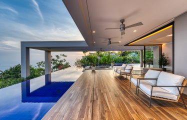 CHÁTEAU MONTAGE – LUXURY PROPERTY WITH AMAZING OCEAN AND MOUNTAIN VIEWS,HOUSE AND GUEST HOUSE – 4.07 ACRES