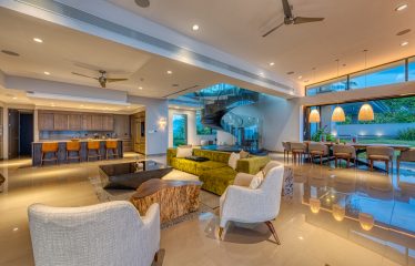 CHÁTEAU MONTAGE – LUXURY PROPERTY WITH AMAZING OCEAN AND MOUNTAIN VIEWS,HOUSE AND GUEST HOUSE – 4.07 ACRES