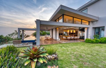 CHÁTEAU MONTAGE – LUXURY PROPERTY WITH AMAZING OCEAN AND MOUNTAIN VIEWS,HOUSE AND GUEST HOUSE – 4.07 ACRES