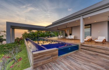 CHÁTEAU MONTAGE – LUXURY PROPERTY WITH AMAZING OCEAN AND MOUNTAIN VIEWS,HOUSE AND GUEST HOUSE – 4.07 ACRES