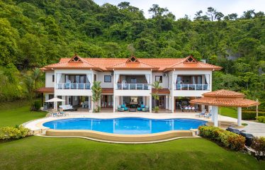 LUXURY PRIVATE 5 BEDROOM HOME IN OJOCHAL – 1.77 ACRES