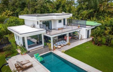 LUXURY JUNGLE VIEW 3 BEDROOM HOME IN OJOCHAL