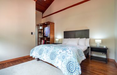 LUXURY PRIVATE 5 BEDROOM HOME IN OJOCHAL – 1.77 ACRES