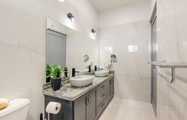 LUXURY HOME AND GUEST HOUSE WITH GYM – 1.24 ACRES