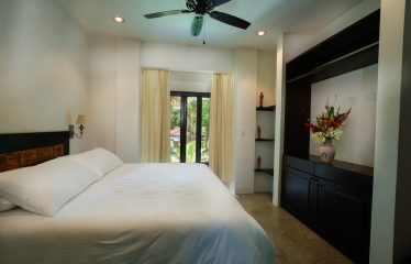 BOUTIQUE RESORT IN BALLENA