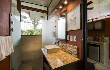 NEW BOUTIQUE HOTEL IN UVITA WITH 10 ACRES