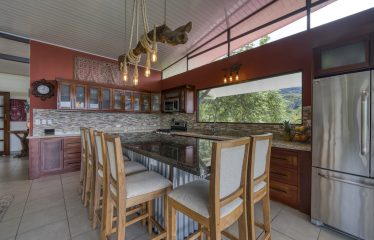 NEW BOUTIQUE HOTEL IN UVITA WITH 10 ACRES