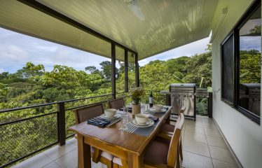 NEW BOUTIQUE HOTEL IN UVITA WITH 10 ACRES