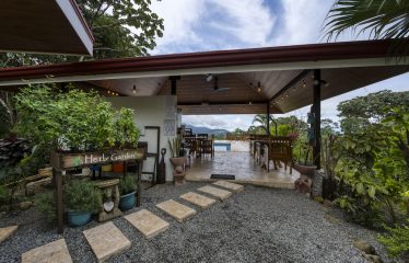 NEW BOUTIQUE HOTEL IN UVITA WITH 10 ACRES