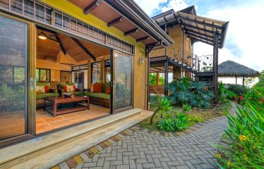 BEAUTIFUL 2 BEDROOM HOME IN DOMINICALITO WITH GREAT VIEWS – 6.57 ACRES