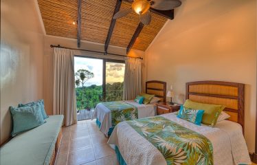 BEAUTIFUL 2 BEDROOM HOME IN DOMINICALITO WITH GREAT VIEWS – 6.57 ACRES