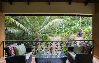 OCEAN VIEW HOUSE AND GUEST CASITA IN OJOCHAL – 11.44 ACRES
