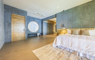 AMAZING 6 BEDROOMS HOME WITH OCEAN VIEWS IN ESCALERAS