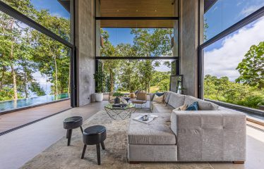 AMAZING 6 BEDROOMS HOME WITH OCEAN VIEWS IN ESCALERAS