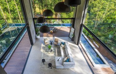 AMAZING 6 BEDROOMS HOME WITH OCEAN VIEWS IN ESCALERAS