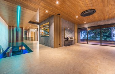 AMAZING 6 BEDROOMS HOME WITH OCEAN VIEWS IN ESCALERAS
