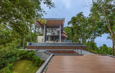 AMAZING 6 BEDROOMS HOME WITH OCEAN VIEWS IN ESCALERAS