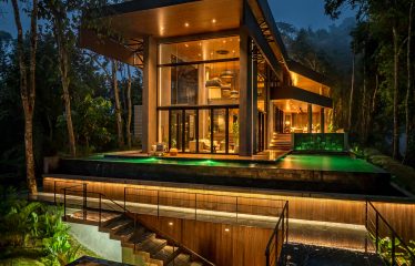 AMAZING 6 BEDROOMS HOME WITH OCEAN VIEWS IN ESCALERAS