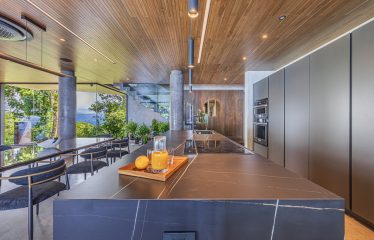 AMAZING 6 BEDROOMS HOME WITH OCEAN VIEWS IN ESCALERAS