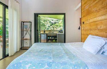 AMAZING PROPERTY WITH RESIDENCIAL OR COMMERCIAL OPPORTUNITIES