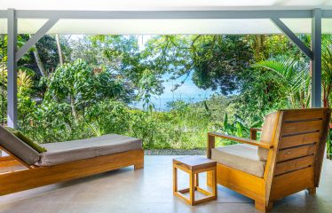 AMAZING PROPERTY WITH RESIDENCIAL OR COMMERCIAL OPPORTUNITIES