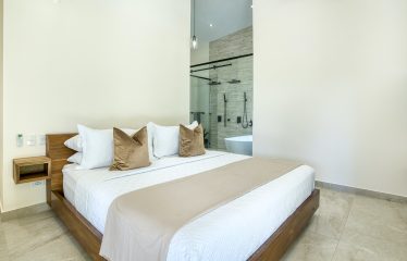 BEAUTIFUL 3 BEDROOM HOME IN UVITA