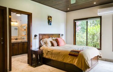 OCEAN VIEW HOUSE AND GUEST CASITA IN OJOCHAL – 11.44 ACRES