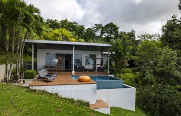 LUXURY OCEAN VIEW HOME WITH VIEWS TO THE WHALE TAIL