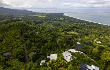 LUXURY OCEAN VIEW HOME WITH VIEWS TO THE WHALE TAIL