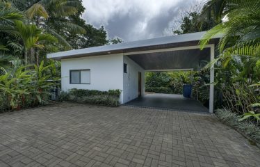 LUXURY OCEAN VIEW HOME WITH VIEWS TO THE WHALE TAIL