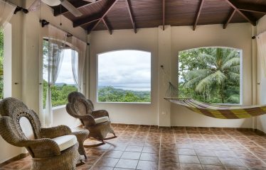OCEAN VIEW HOUSE AND GUEST CASITA IN OJOCHAL – 11.44 ACRES