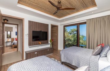 LUXURY OCEAN VIEW HOME IN MANUEL ANTONIO