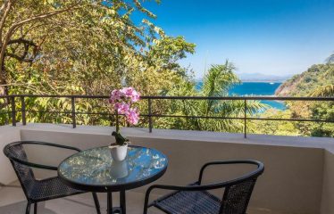 LUXURY OCEAN VIEW HOME IN MANUEL ANTONIO