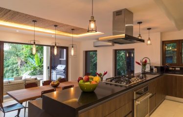 LUXURY OCEAN VIEW HOME IN MANUEL ANTONIO