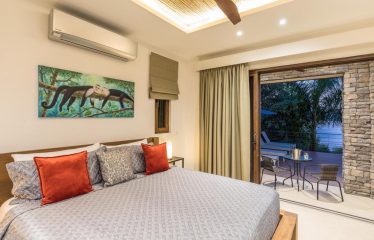 LUXURY OCEAN VIEW HOME IN MANUEL ANTONIO